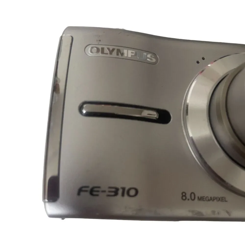 Olympus FE FE-310 8.0MP Digital‎ Camera - Silver